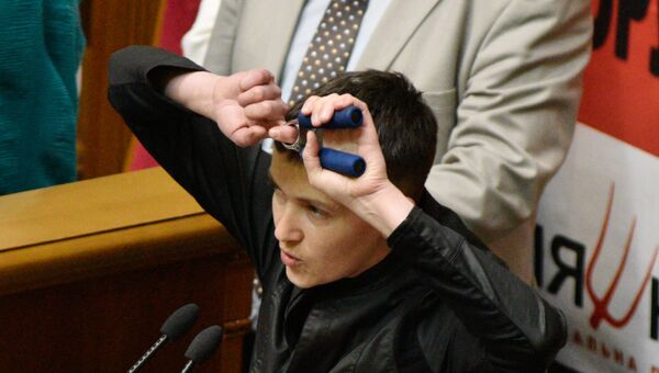 Депутат Верховной рады Украины Надежда Савченко на заседании рады
