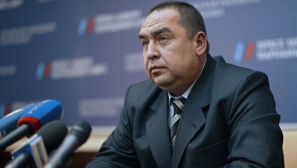 Избранный глава Луганской народной республики Игорь Плотницкий во время пресс-конференции в Луганске