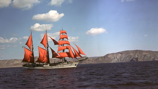 Кадр из художественного фильма Алые паруса