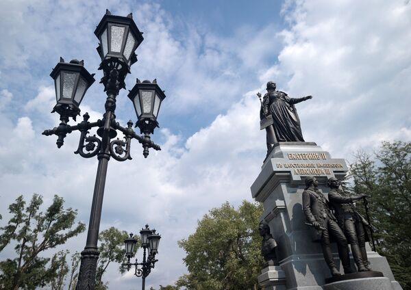 Памятник Екатерине II в Симферополе