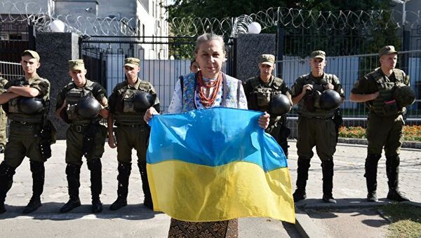 Акция протеста у посольства России в Киеве. 18 сентября 2016 года