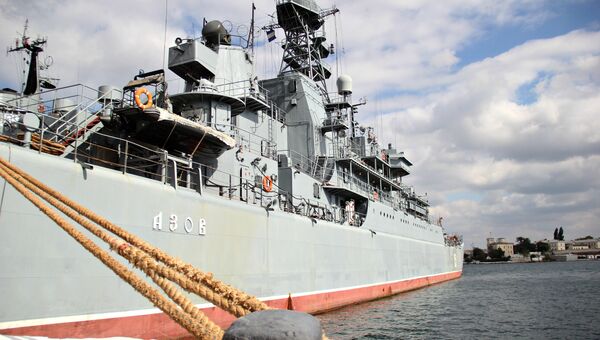 Большой десантный корабль Азов Черноморского флота