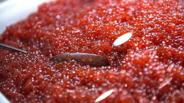 Красная икра. Архивное фото Красная икра. Архивное фото