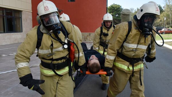Тренировка МЧС по ликвидации возгорания и спасению людей в МДЦ Артек