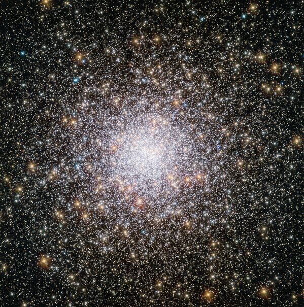 Фотография шарового скопления NGC 362