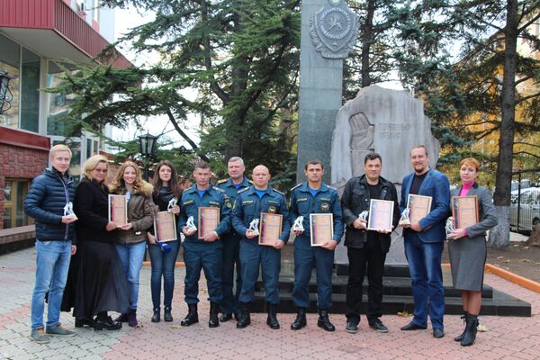 Фотожурналисту Россия сегодня вручили диплом победителя Созвездия мужества Фотожурналисту Россия сегодня вручили диплом победителя Созвездия мужества