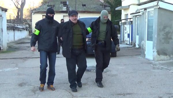 Предполагаемый украинский шпион задержан в Севастополе. Оперативная съемка