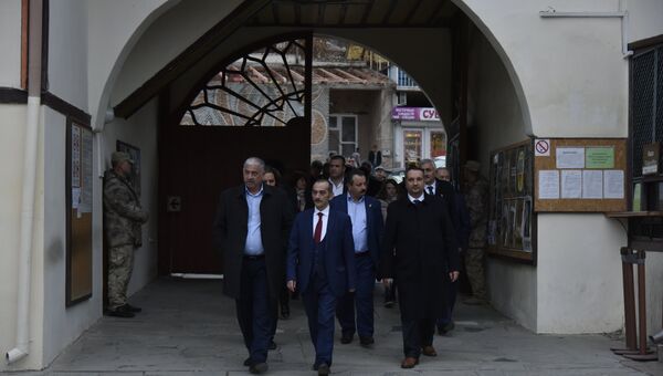 Посещение турецкой делегацией Ханского дворца в Бахчисарае