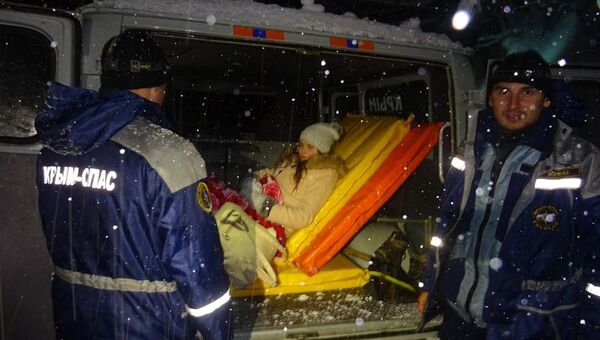 С плато Ай-Петри спасатели эвакуировали беременную девушку в роддом