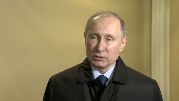 Путин выразил соболезнования в связи с крушением Ту-154 и объявил о трауре