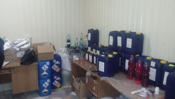 Крымские налоговики обнаружили крупный склад и незаконный цех по производству пивобезалкогольных напитков