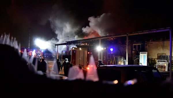 Пожар в районе железнодорожного вокзала в Симферополе