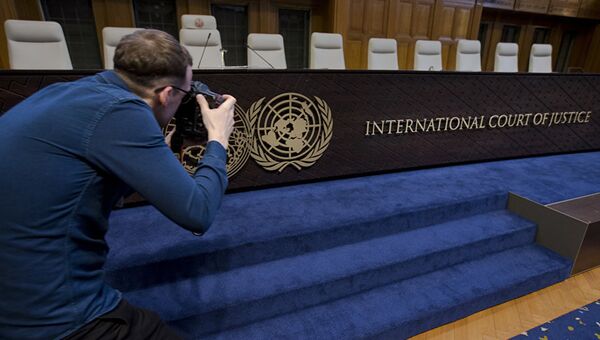 Зал заседаний в Международном суде ООН в Гааге