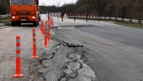 Из-за оползня перекрыт участок трассы Симферополь-Севастополь