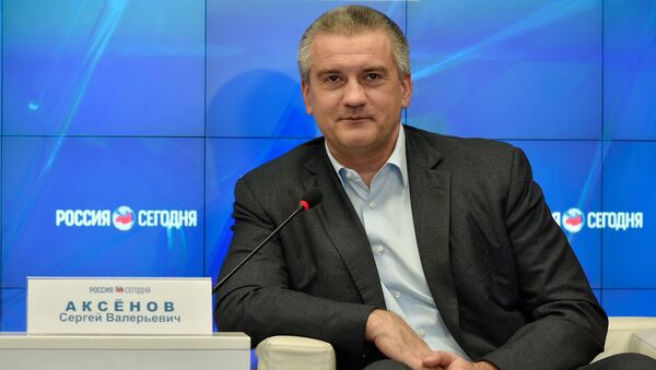 Пресс-конференция в формате видеомоста Симферополь-Москва главы Республики Крым Сергея Аксенова