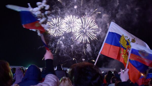 Салют в Симферополе в честь третьей годовщины воссоединения Крыма с Россией