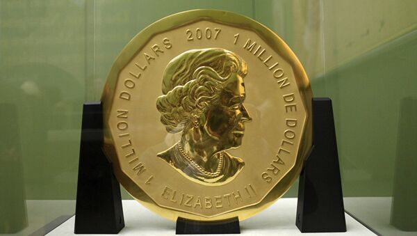 Стокилограммовая золотая монета номинальной стоимостью в 1 млн долл в Музее Боде