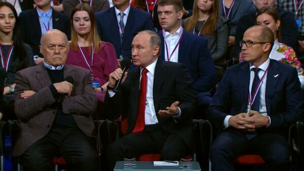 Умом Россию не понять - Путин о собственном пути РФ и ограничениях в интернете Умом Россию не понять - Путин о собственном пути РФ и ограничениях в интернете