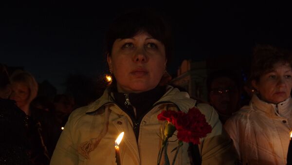 Акция памяти в Симферополе в связи с трагическими событиями в Санкт-Петербурге