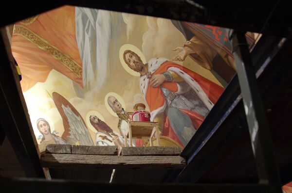 Роспись купола Свято-Александро-Невского кафедрального собора в Симферополе