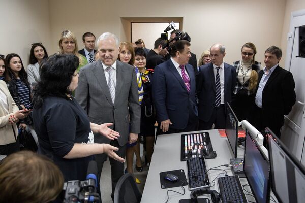 В Таврической академии Крымского федерального университета им. В.И. Вернадского на базе факультета славянской филологии и журналистики торжественно открыли лабораторию медиакоммуникаций В Таврической академии Крымского федерального университета им. В.И. Вернадского на базе факультета славянской филологии и журналистики торжественно открыли лабораторию медиакоммуникаций