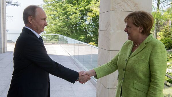 Переговоры президента РФ В. Путина с федеральным канцлером ФРГ А. Меркель