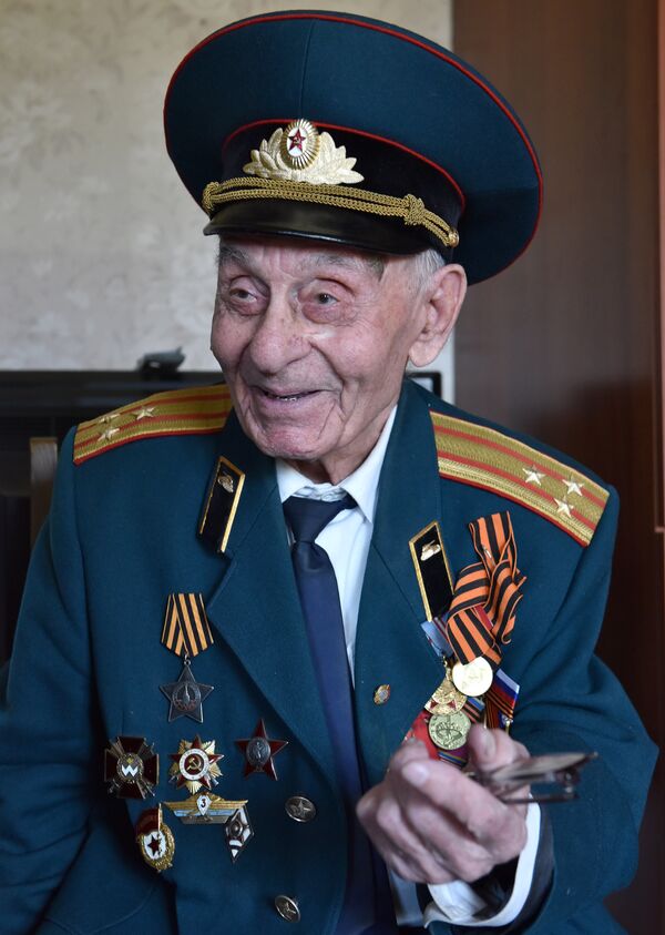 Ветеран Великой Отечественной войны, гвардии полковник Василий Галыгин Ветеран Великой Отечественной войны, гвардии полковник Василий Галыгин
