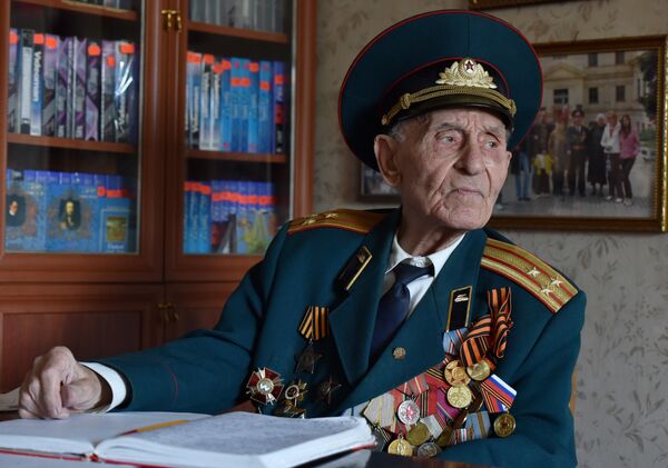 Ветеран Великой Отечественной войны, гвардии полковник Василий Галыгин Ветеран Великой Отечественной войны, гвардии полковник Василий Галыгин