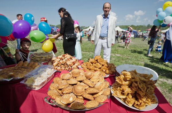 Празднование крымско-татарского праздника Хыдырлез в Крыму