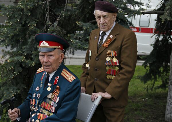Ветераны Великой Отечественной войны на праздновании Дня Победы в Симферополе