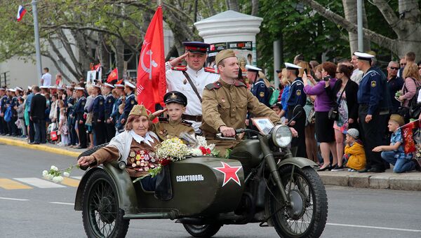 Военный парад в Севастополе