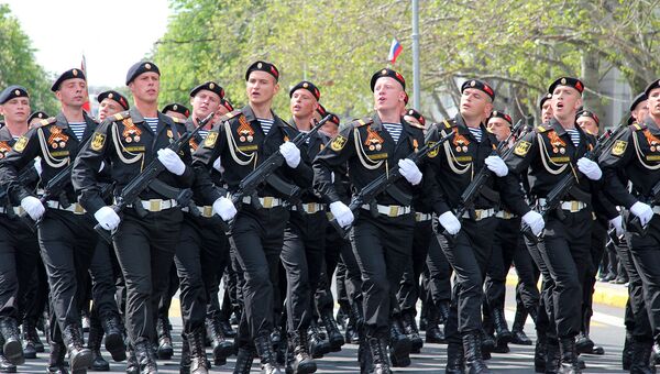 Военный парад в Севастополе
