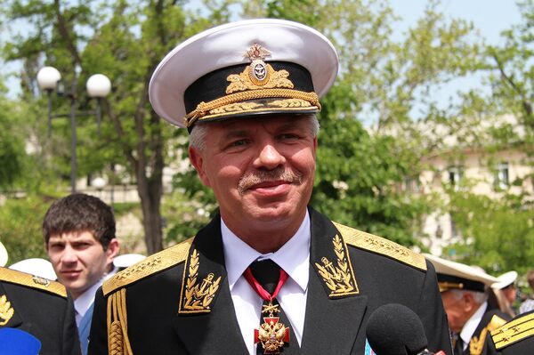 Командующий Черноморского флота России адмирал Александр Витко на торжественном митинге, посвященном 234-й годовщине основания ЧФ России Командующий Черноморского флота России адмирал Александр Витко на торжественном митинге, посвященном 234-й годовщине основания ЧФ России