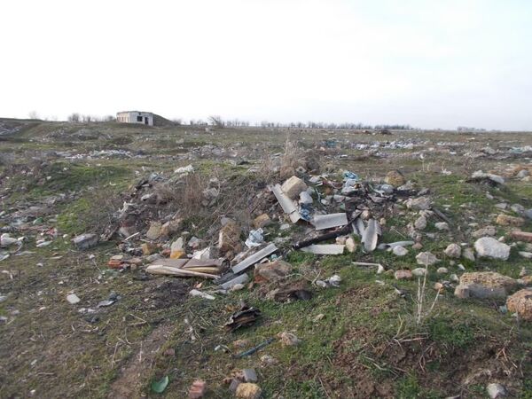 Свалка в Красногвардейском районе Крыма Свалка в Красногвардейском районе Крыма