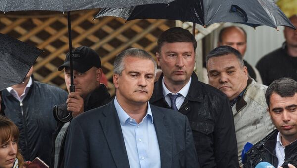 Глава Крыма Сергей Аксенов проинспектировать процесс демонтажа самостроев на плато Ай-Петри Глава Крыма Сергей Аксенов проинспектировать процесс демонтажа самостроев на плато Ай-Петри