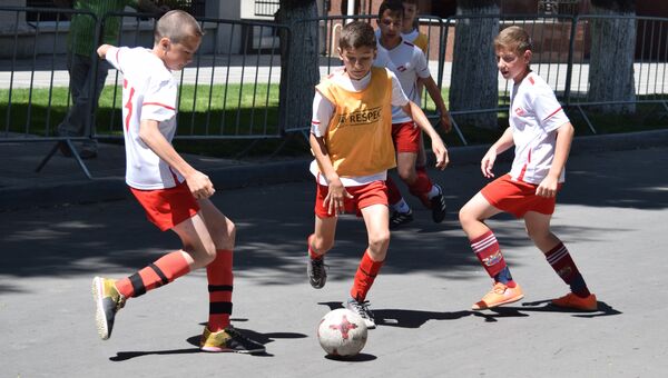 Соревнования по мини-футболу, организованные в рамках празднования Дня города Симферополя