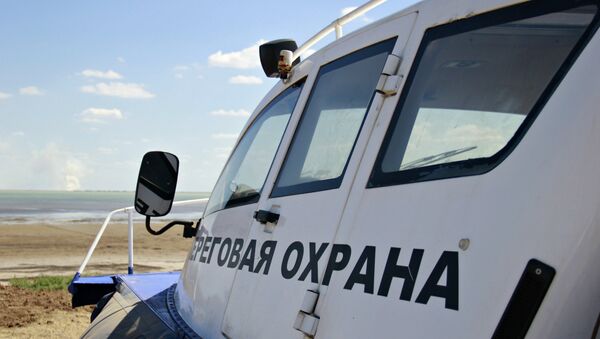 Пограничный сторожевой катер на воздушной подушке, патрулирующий границу России и Украины вдоль залива Сиваш