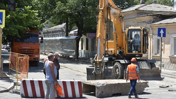 Подготовка к началу ремонтных работ на ул. Карла Маркса в Симферополе
