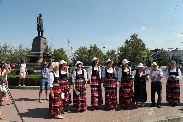 Встреча участников автопробега Берлин – Москва в Севастополе Встреча участников автопробега Берлин – Москва в Севастополе