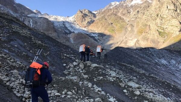 В горах Северной Осетии погибли двое альпинистов из Крыма