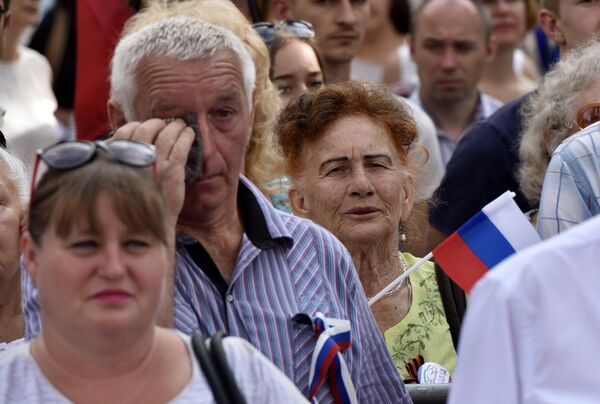 Празднование Дня Государственного флага РФ в Симферополе Празднование Дня Государственного флага РФ в Симферополе