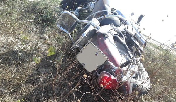 ДТП на трассе Феодосия - Керчь, в которой ВАЗ-112 протаранил мотоцикл Harley-Davidson ДТП на трассе Феодосия - Керчь, в которой ВАЗ-112 протаранил мотоцикл Harley-Davidson