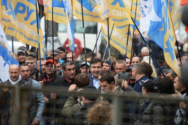 Михаил Саакашвили на акции в поддержку политической реформы в Киеве. 17 октября 2017 Михаил Саакашвили на акции в поддержку политической реформы в Киеве. 17 октября 2017
