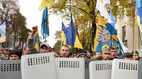 Акция протеста у здания Верховной рады Украины в Киеве