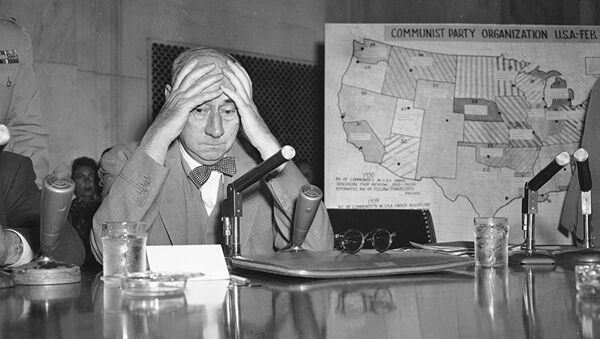 Сенатор США Джозеф Маккарти в Вашингтоне. 1954 год. Архивное фото