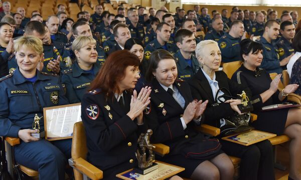 Награждение победителей регионального этапа IX Всероссийского фестиваля по тематике безопасности и спасения людей Созвездие мужества 2017 Награждение победителей регионального этапа IX Всероссийского фестиваля по тематике безопасности и спасения людей Созвездие мужества 2017