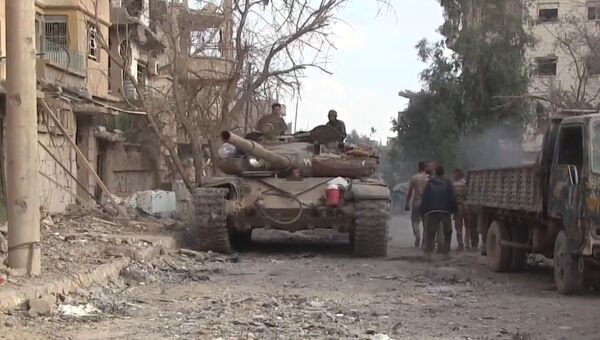 Битва за Дейр-эз-Зор: сирийская армия освободила город от боевиков ИГ*