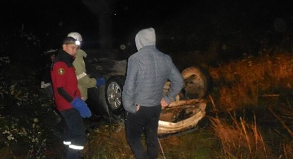 В Бахчисарайском районе Крыма автомобиль упал с железнодорожного моста