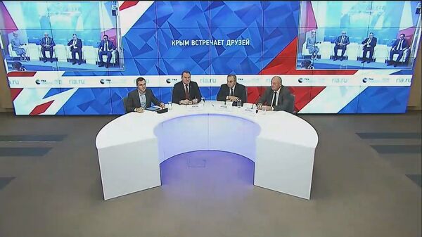 Пресс-конференция в формате видеомоста на тему: Крым встречает друзей Пресс-конференция в формате видеомоста на тему: Крым встречает друзей