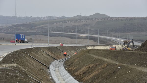 Строительство автомобильного подхода к мосту в Крым со стороны Керчи